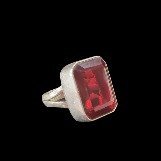 .925 Sterling Silver Vintage Red Glass Ring